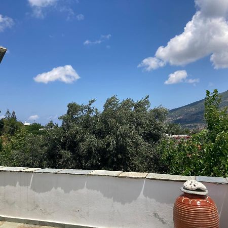 Agkyra Rooms Aladhinon Exterior foto