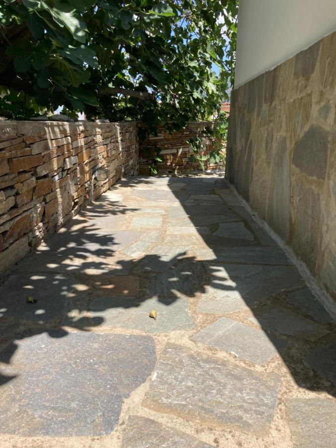 Agkyra Rooms Aladhinon Exterior foto